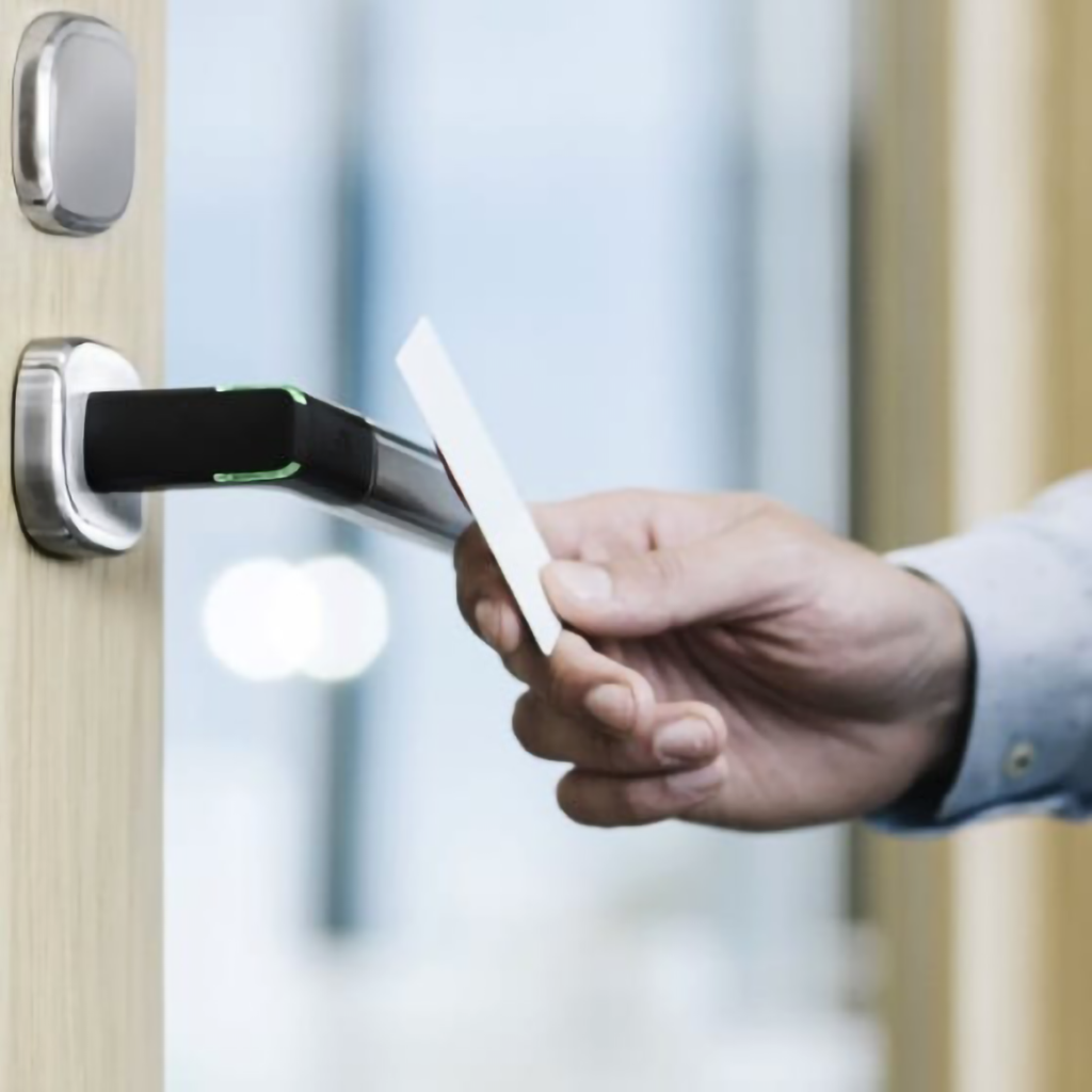 AssaAbloy doorhandle with LED indicators